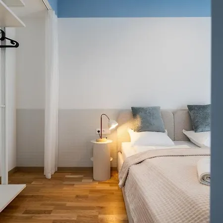 Lejlighed Skyline View Apartment, Metropolis, Parking & Balcony Bratislava