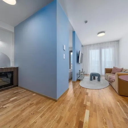Lejlighed Skyline View Apartment, Metropolis, Parking & Balcony Bratislava